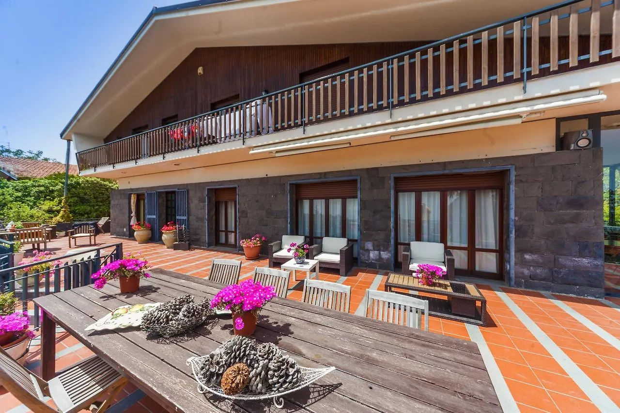 Bed and Breakfast Etna Hut Nicolosi
