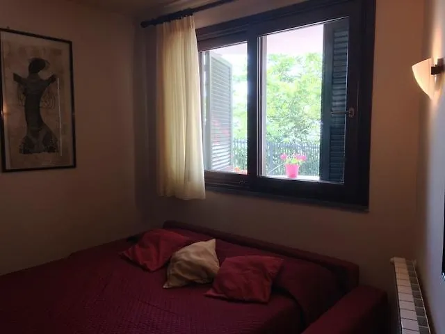 Etna Hut Bed & Breakfast Nicolosi 3*,  Italy
