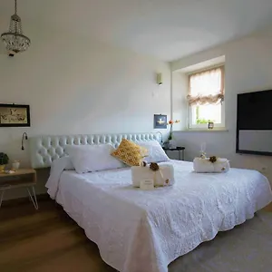 In Casa Vérone