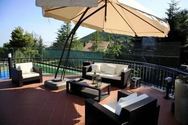 *** Bed & Breakfast Etna Hut Bed and Breakfast Nicolosi Italië