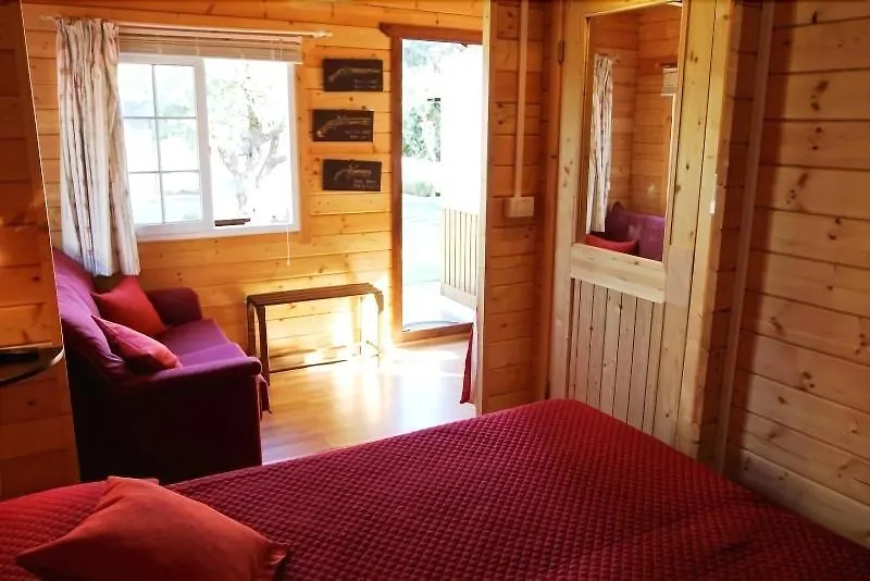 Etna Hut Bed and Breakfast Nicolosi Bed & Breakfast