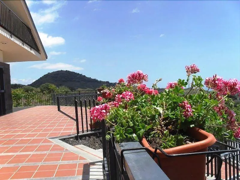 Etna Hut Bed and Breakfast Nicolosi