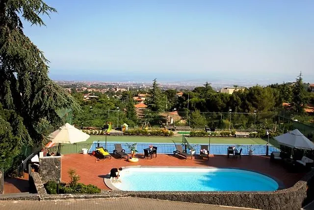 Etna Hut Bed and Breakfast Nicolosi