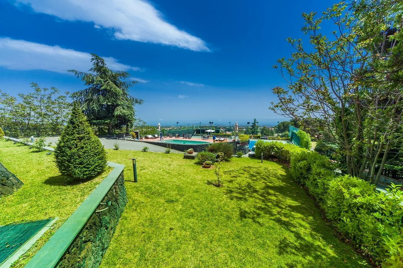 Etna Hut Bed and Breakfast Nicolosi